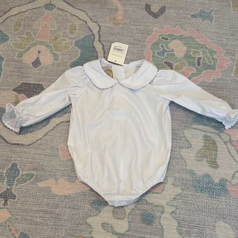 TBBC White long sleeve onesie shirt (18-24m)